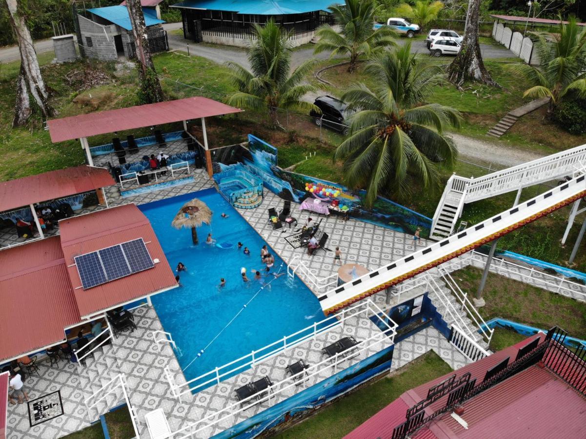 Castillo Inspiracion Hostel Bocas del Toro Exterior foto