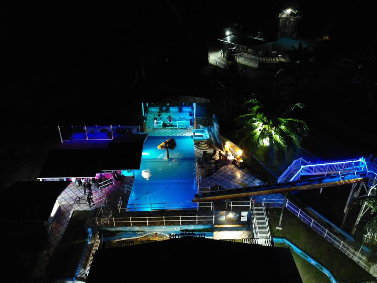 Castillo Inspiracion Hostel Bocas del Toro Exterior foto